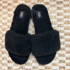 UGG Black Fluffy Slippers